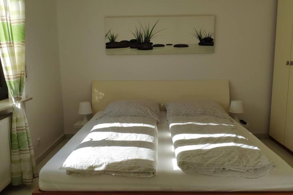 Schoene Wohnung In Ruhiger Zentraler Lage Rodgau Esterno foto